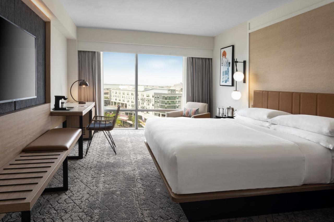 Superior Room, 1 King,1403025674:JPEG